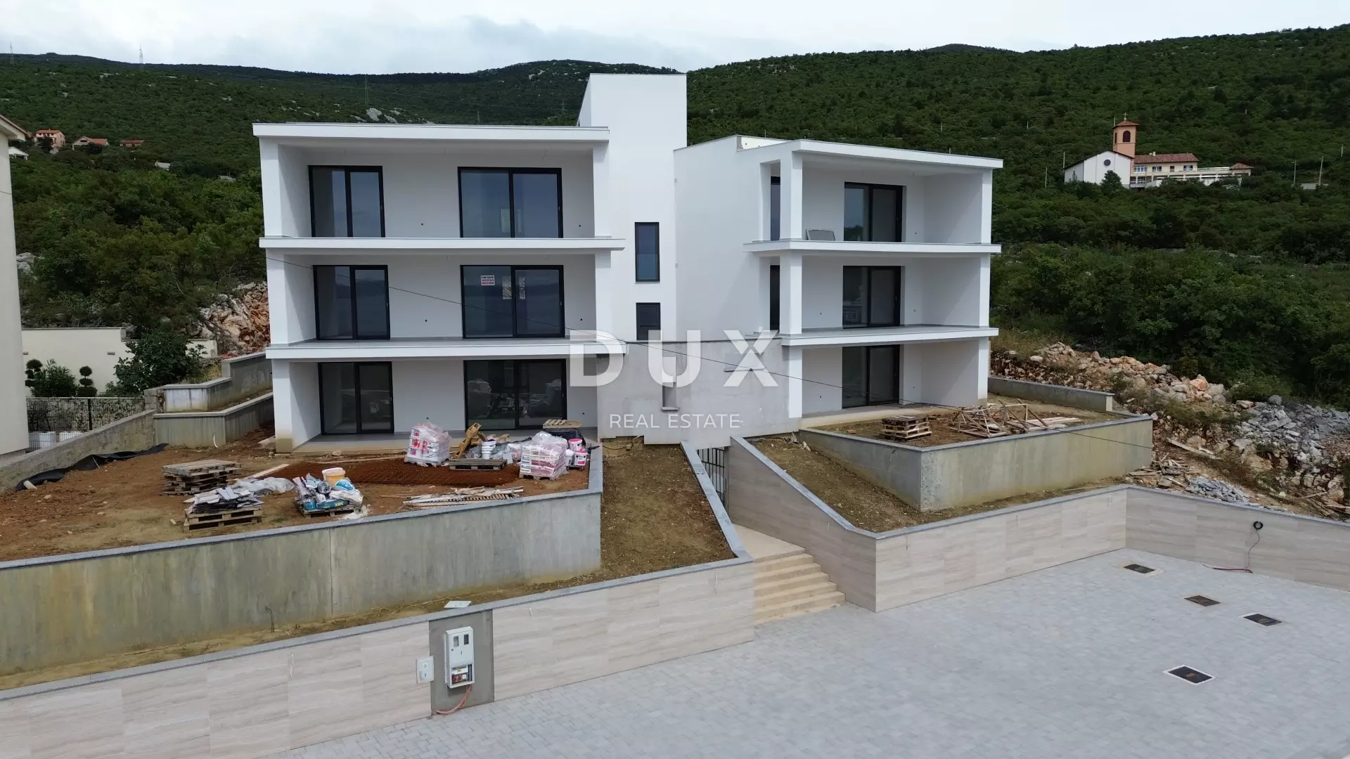 3-bedroom Apartment In Klenovica, Croatia (123 M²)