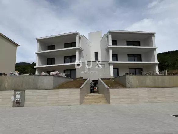 3-bedroom Apartment In Klenovica, Croatia (123 M²)