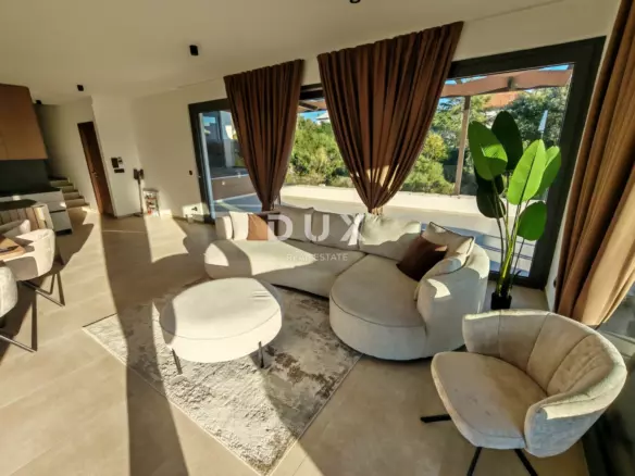 4-bedroom Apartment In Kožino, Croatia (237,79 M²)