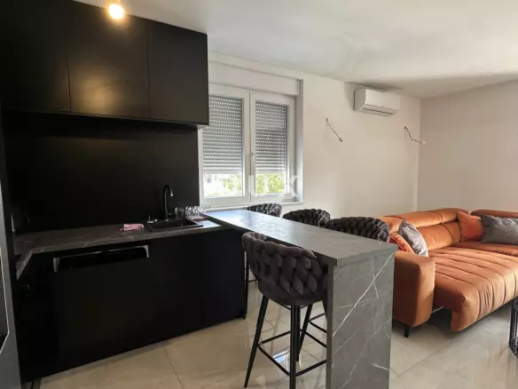 2-bedroom Apartment In Bili Brig, Croatia (90 M²)