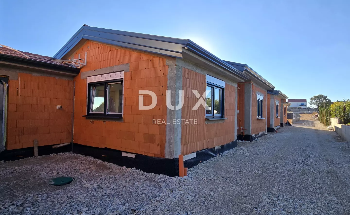 9-bedroom Detached House In Kaštelir, Croatia (330 M²)