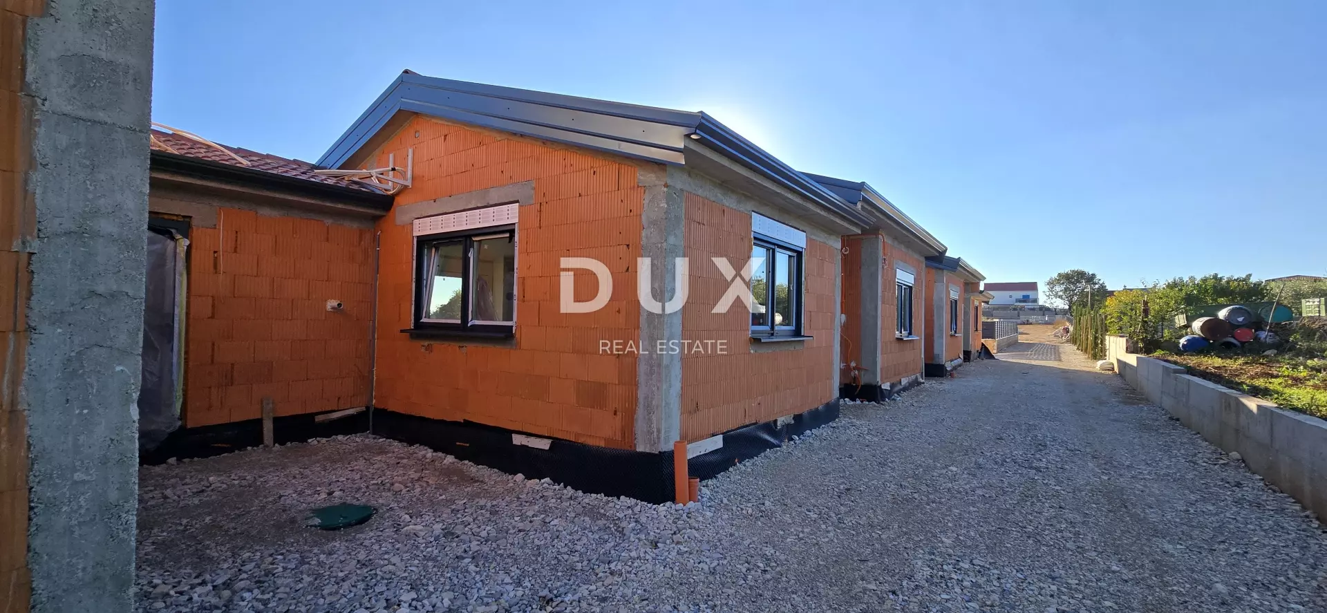 9-bedroom Detached House In Kaštelir, Croatia (330 M²)