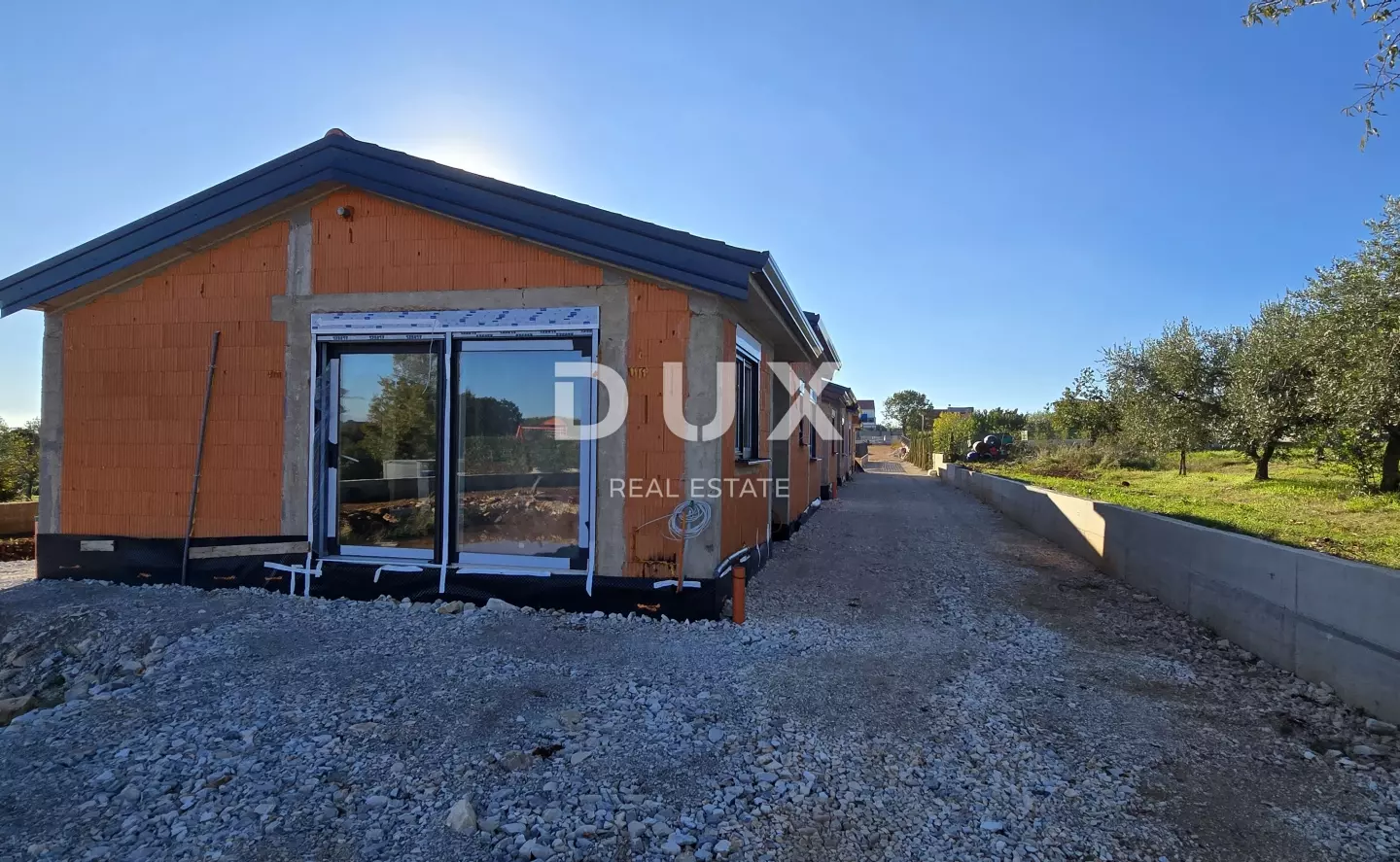 9-bedroom Detached House In Kaštelir, Croatia (330 M²)