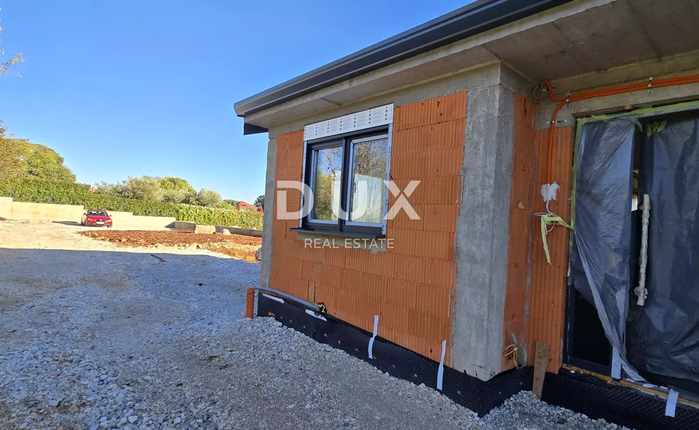 9-bedroom Detached House In Kaštelir, Croatia (330 M²)