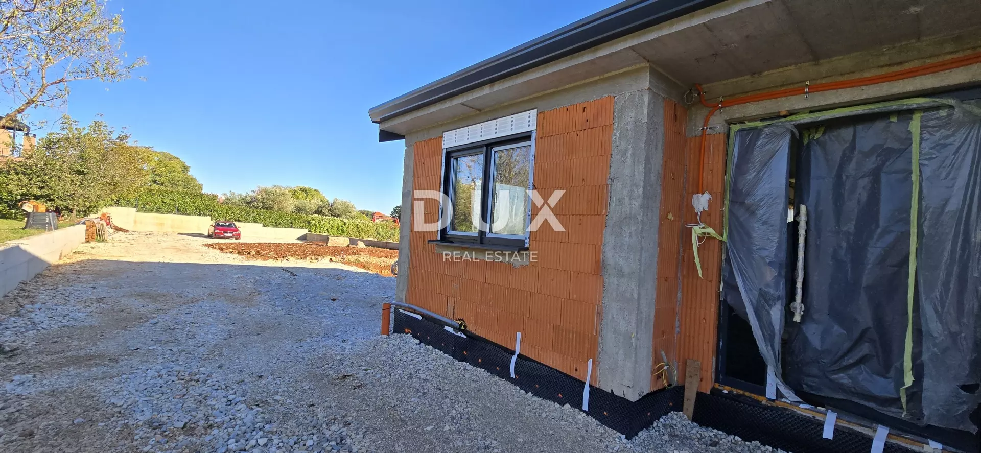9-bedroom Detached House In Kaštelir, Croatia (330 M²)