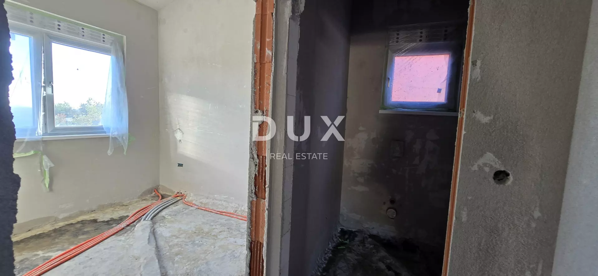 9-bedroom Detached House In Kaštelir, Croatia (330 M²)