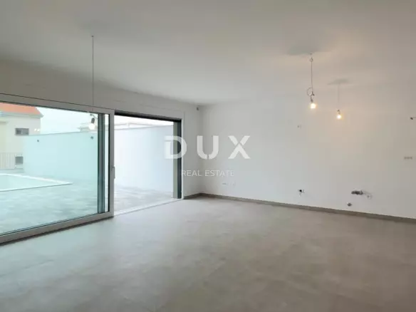 3-bedroom Apartment In Dramalj, Croatia (152 M²)