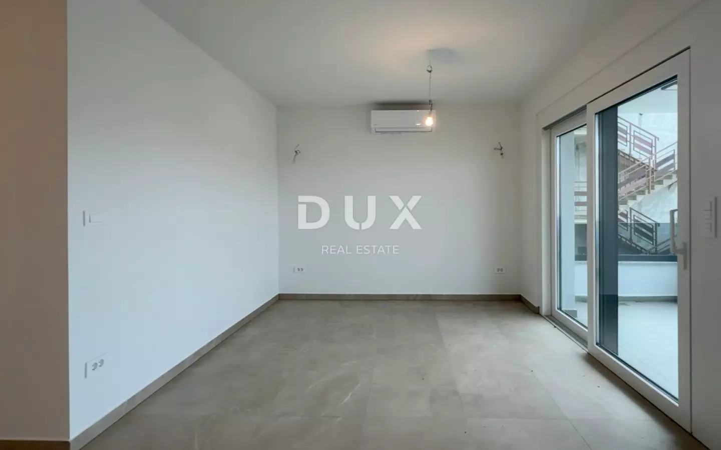 3-bedroom Apartment In Dramalj, Croatia (152 M²)
