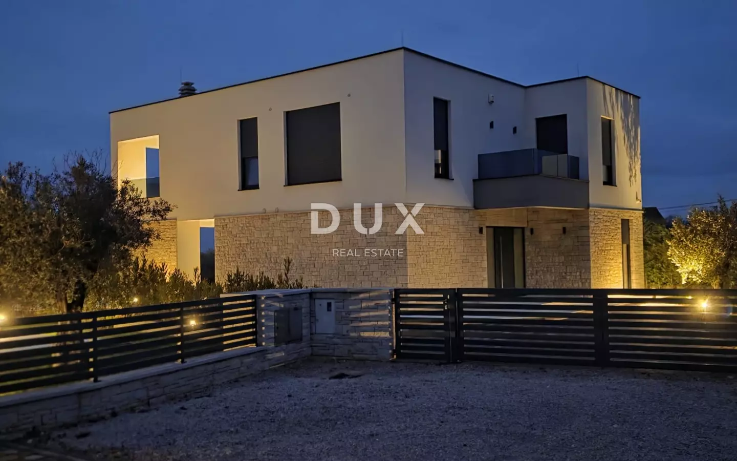 4-bedroom Villa In Poreč, Croatia (243 M²)