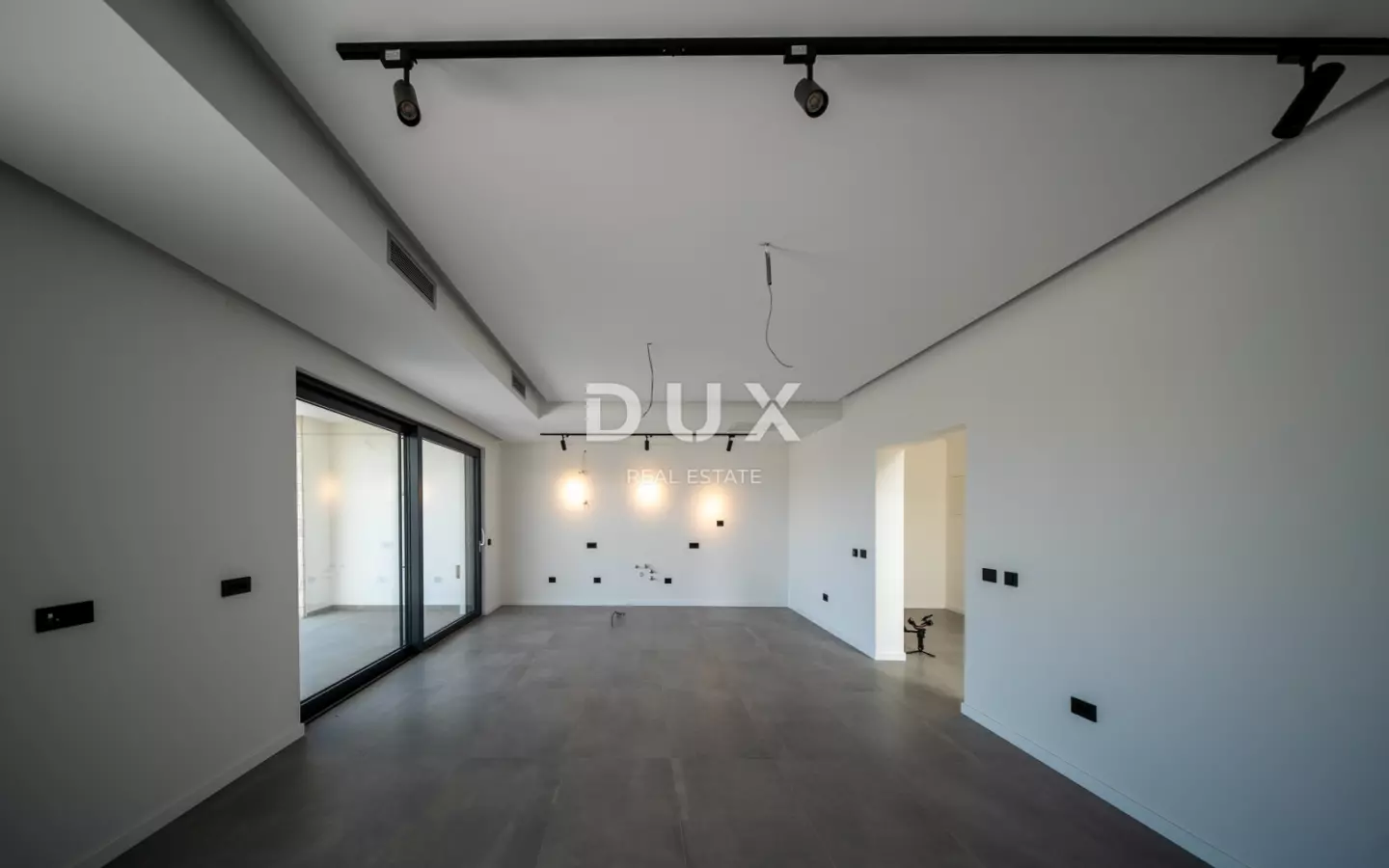 4-bedroom Villa In Poreč, Croatia (234 M²)