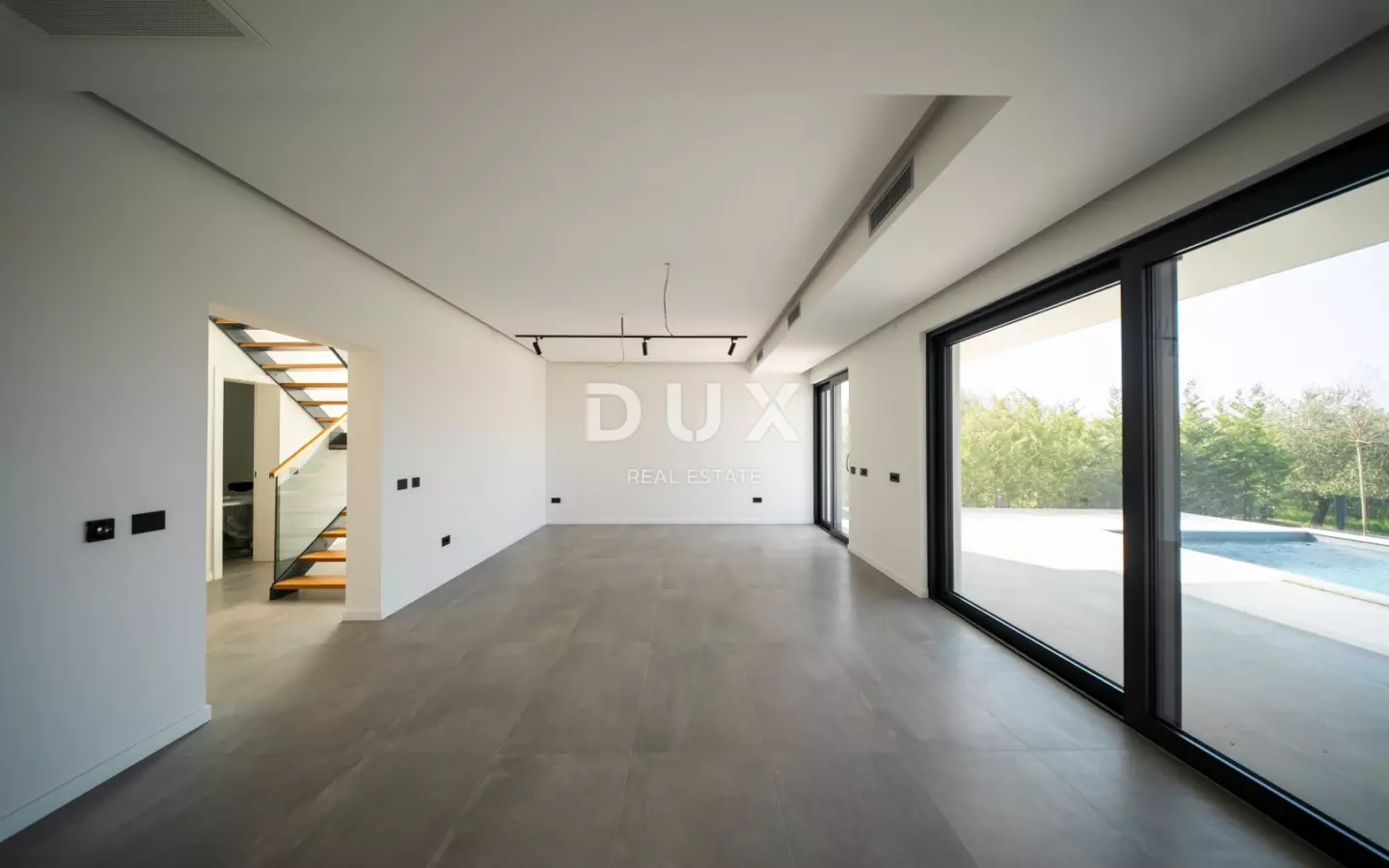 4-bedroom Villa In Poreč, Croatia (234 M²)