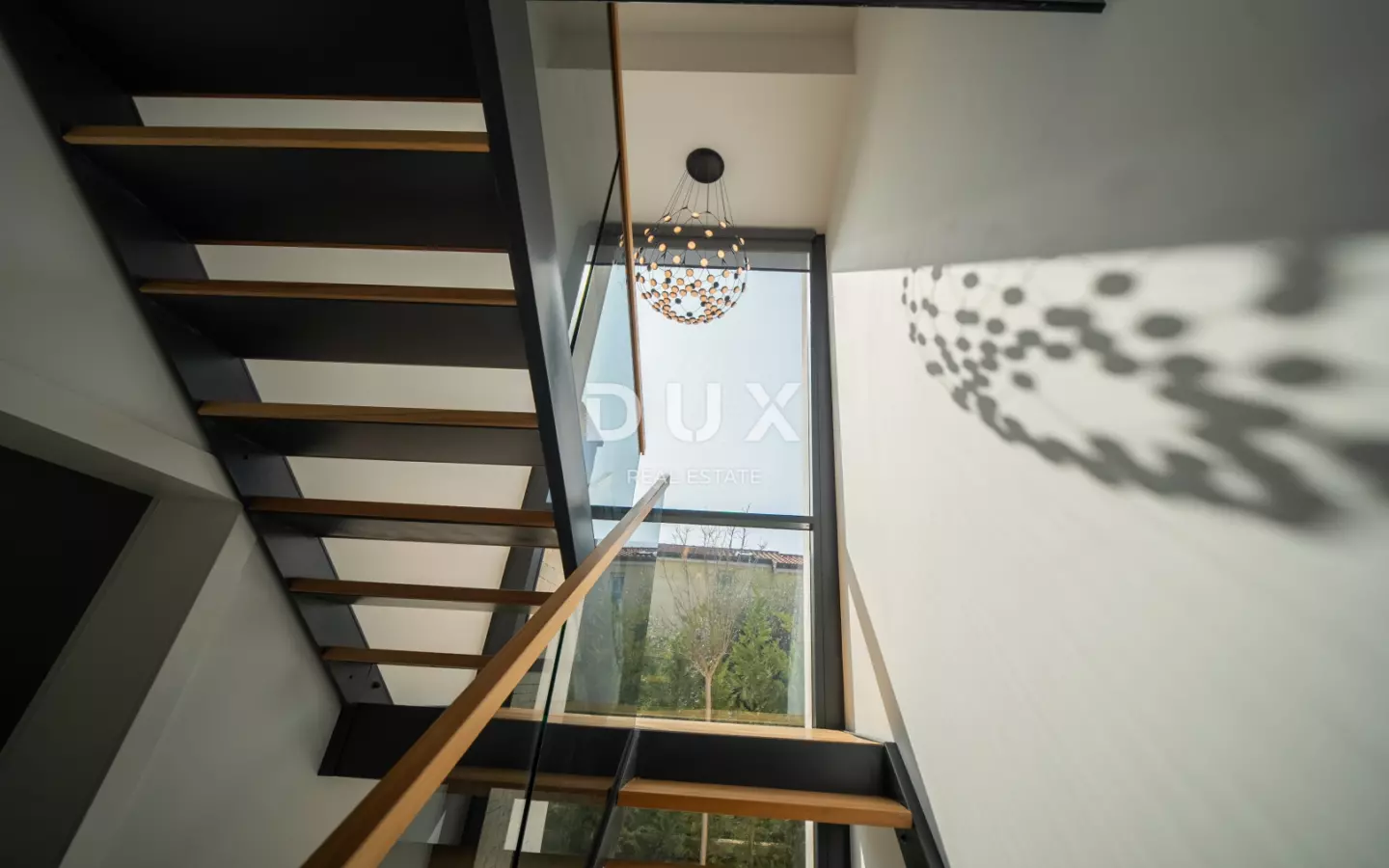 4-bedroom Villa In Poreč, Croatia (234 M²)