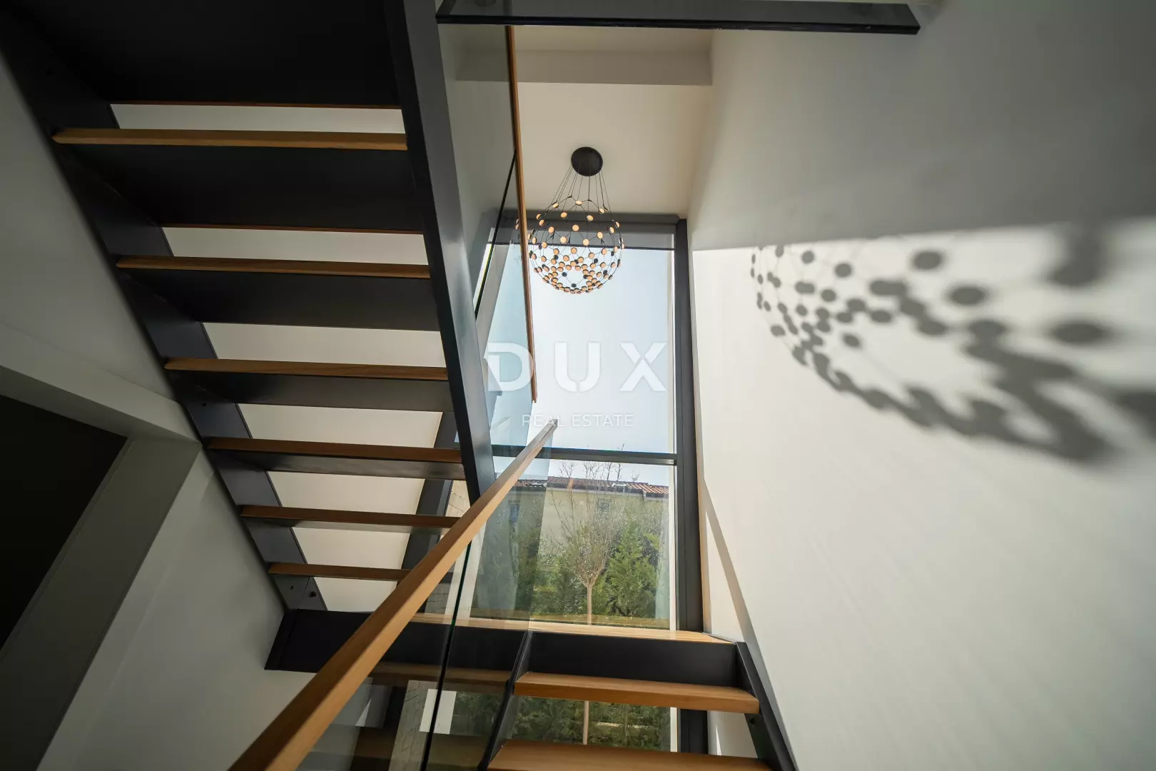 4-bedroom Villa In Poreč, Croatia (234 M²)