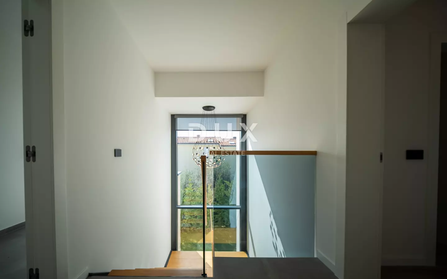 4-bedroom Villa In Poreč, Croatia (234 M²)