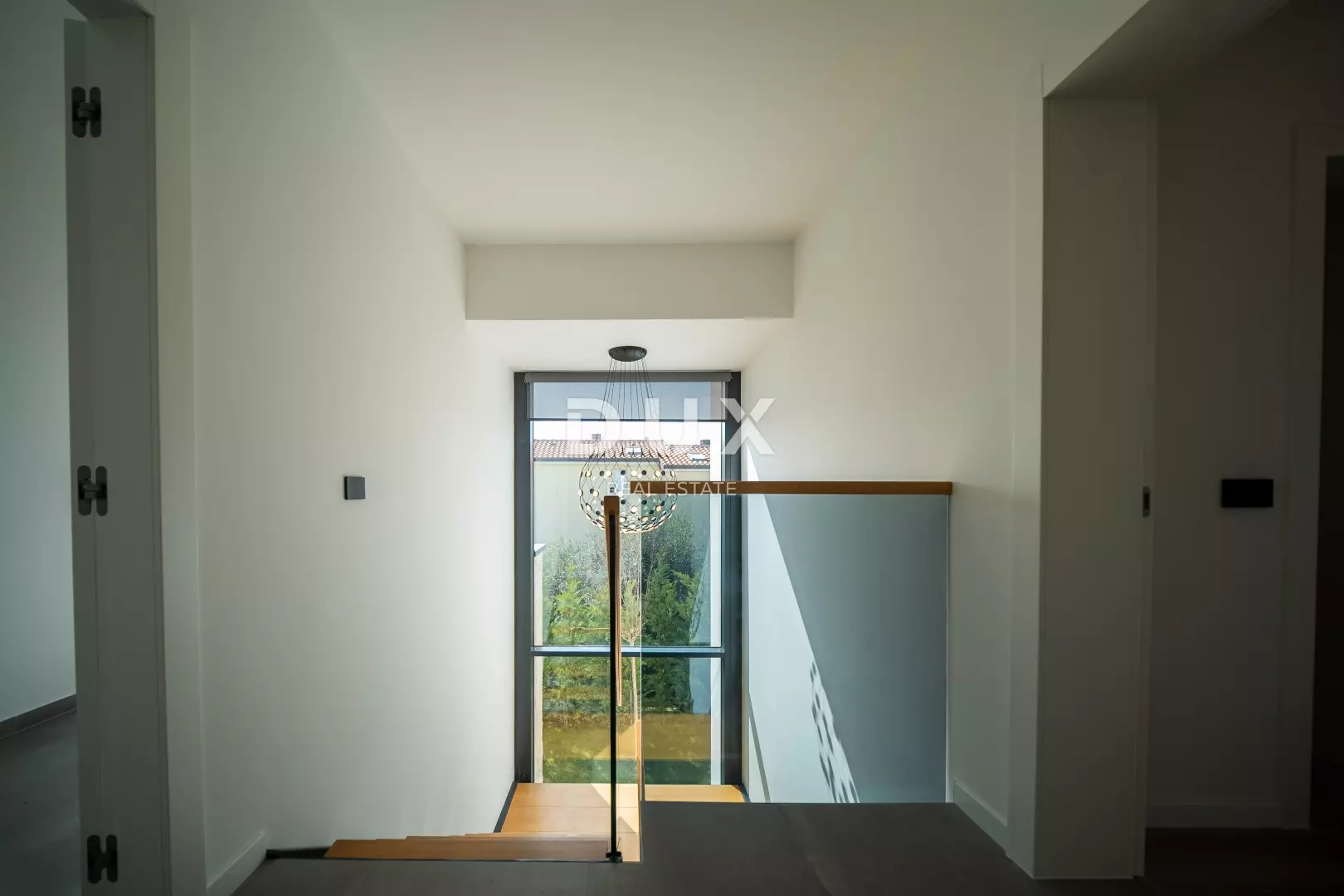 4-bedroom Villa In Poreč, Croatia (234 M²)