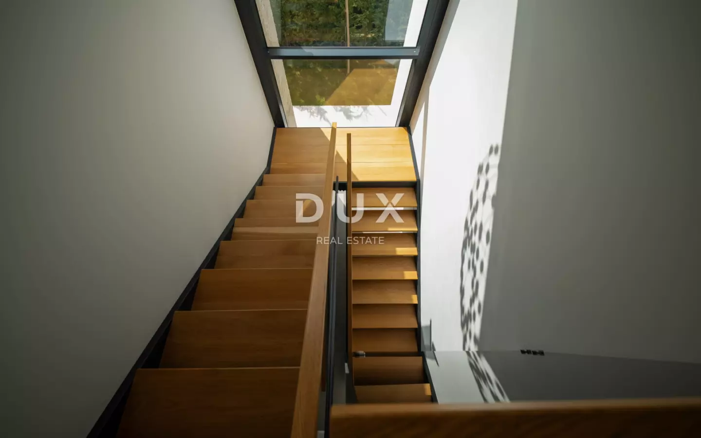 4-bedroom Villa In Poreč, Croatia (234 M²)