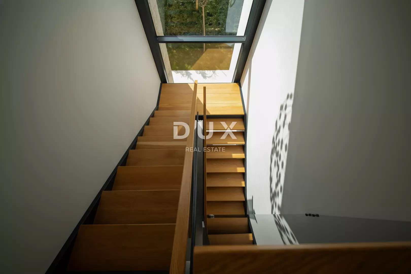 4-bedroom Villa In Poreč, Croatia (234 M²)