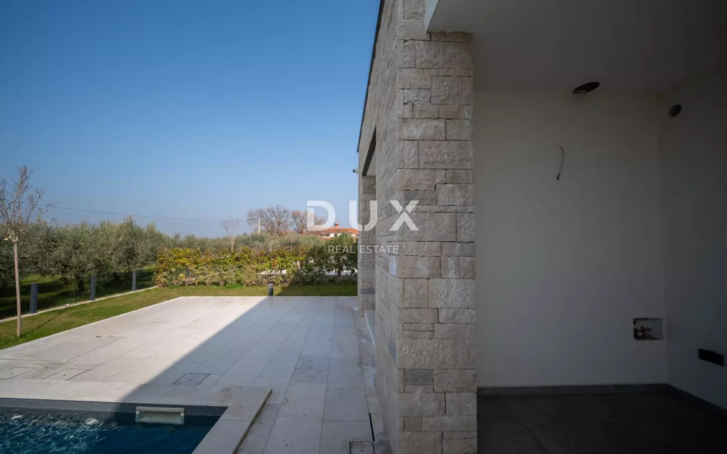 4-bedroom Villa In Poreč, Croatia (234 M²)