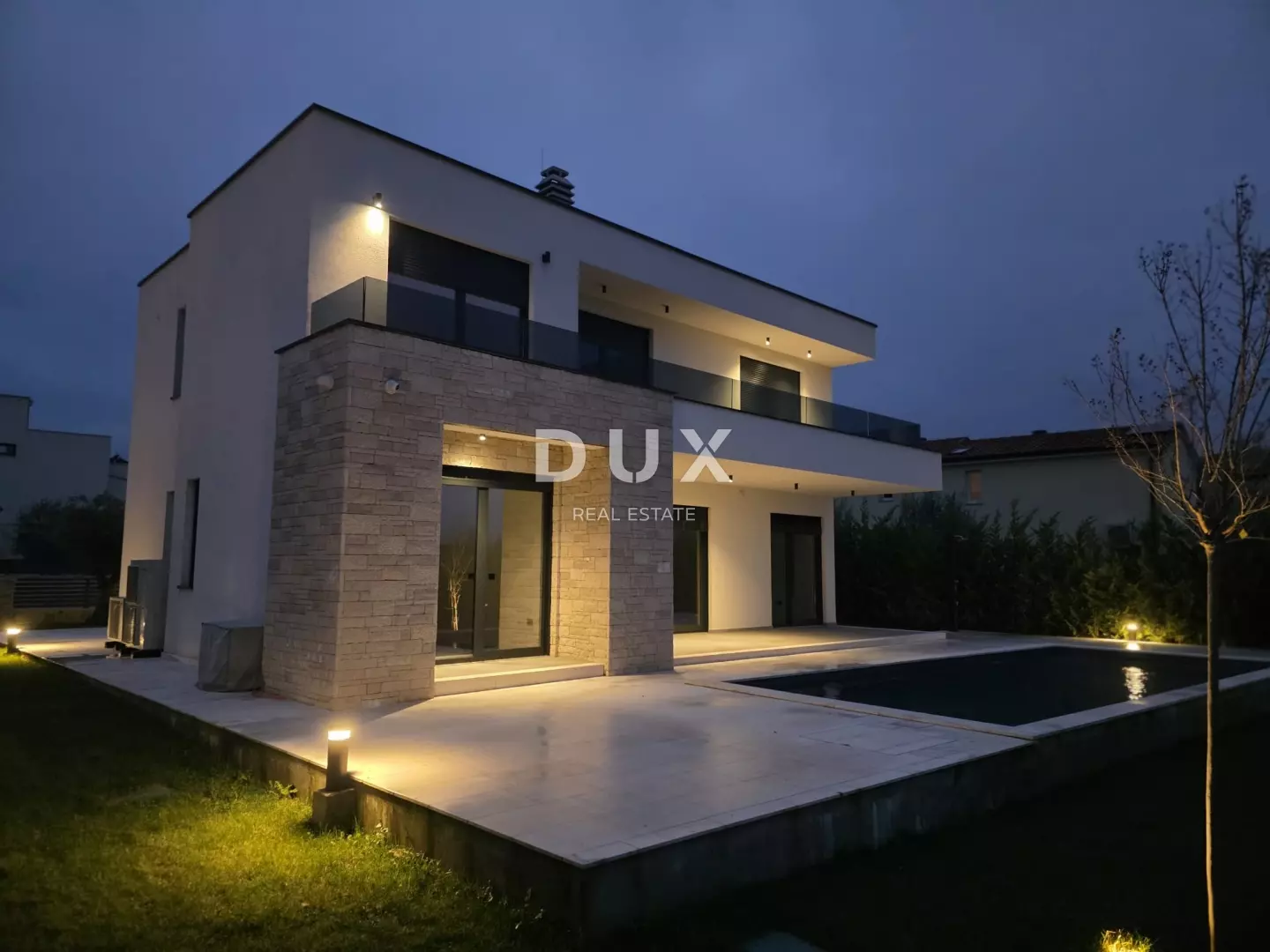 4-bedroom Villa In Poreč, Croatia (234 M²)