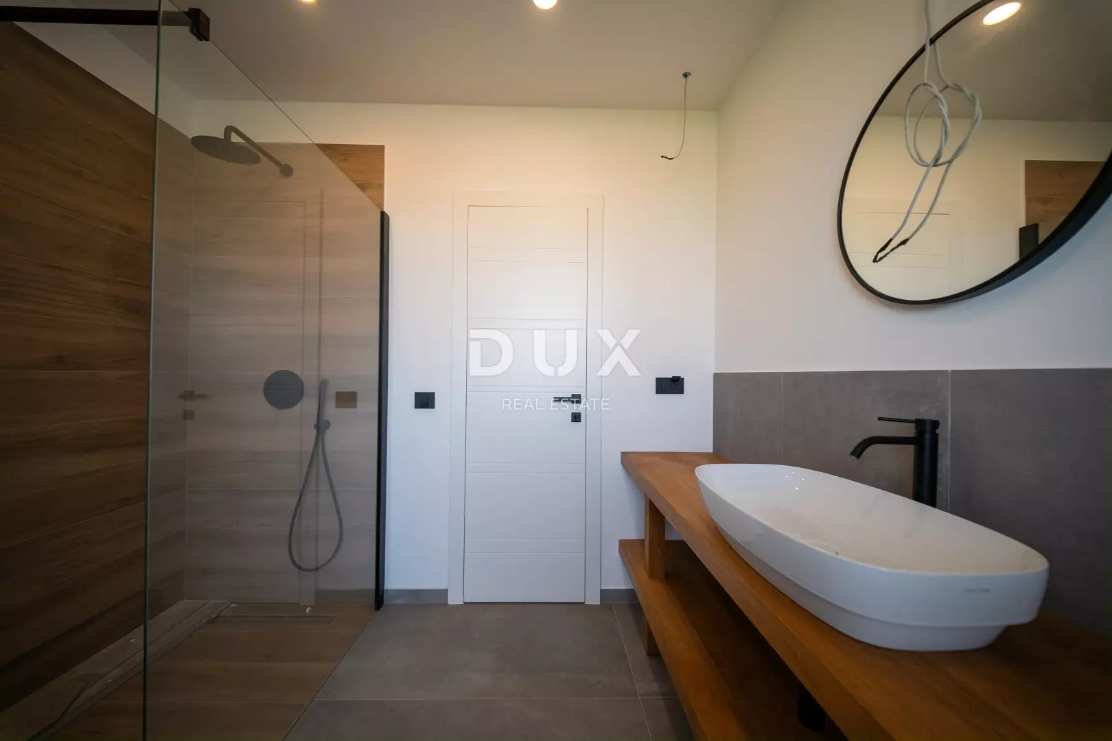 4-bedroom Villa In Poreč, Croatia (243 M²)