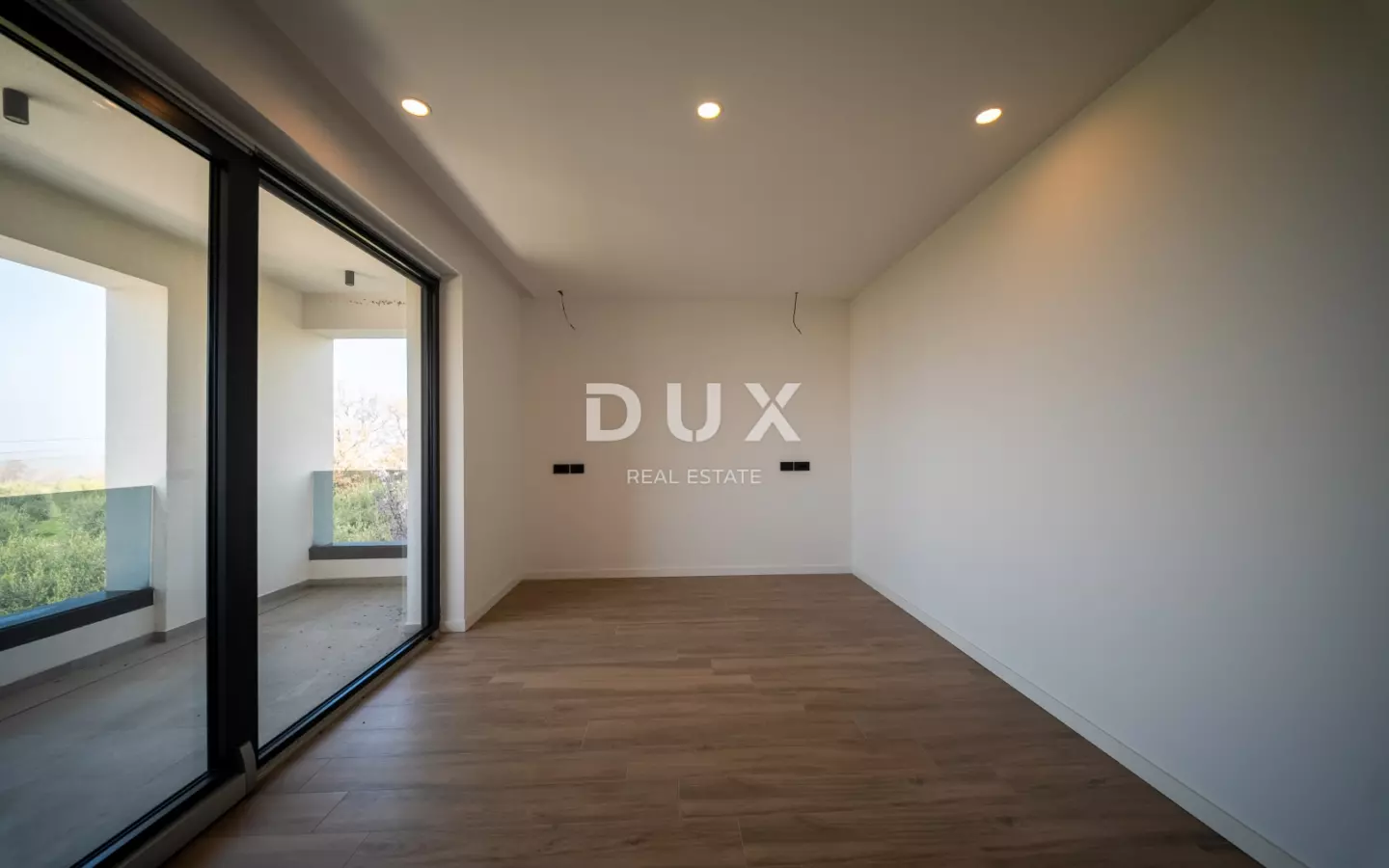 4-bedroom Villa In Poreč, Croatia (243 M²)