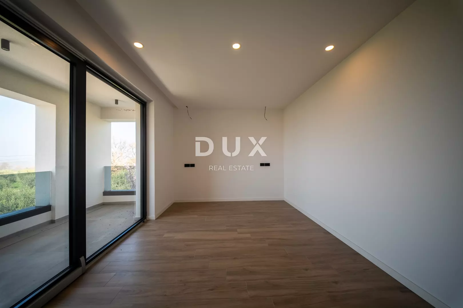 4-bedroom Villa In Poreč, Croatia (243 M²)