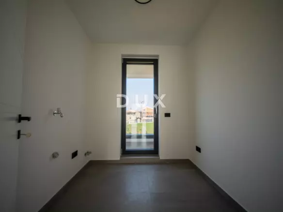 4-bedroom Villa In Poreč, Croatia (243 M²)