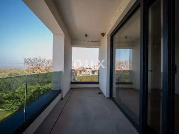 4-bedroom Villa In Poreč, Croatia (243 M²)