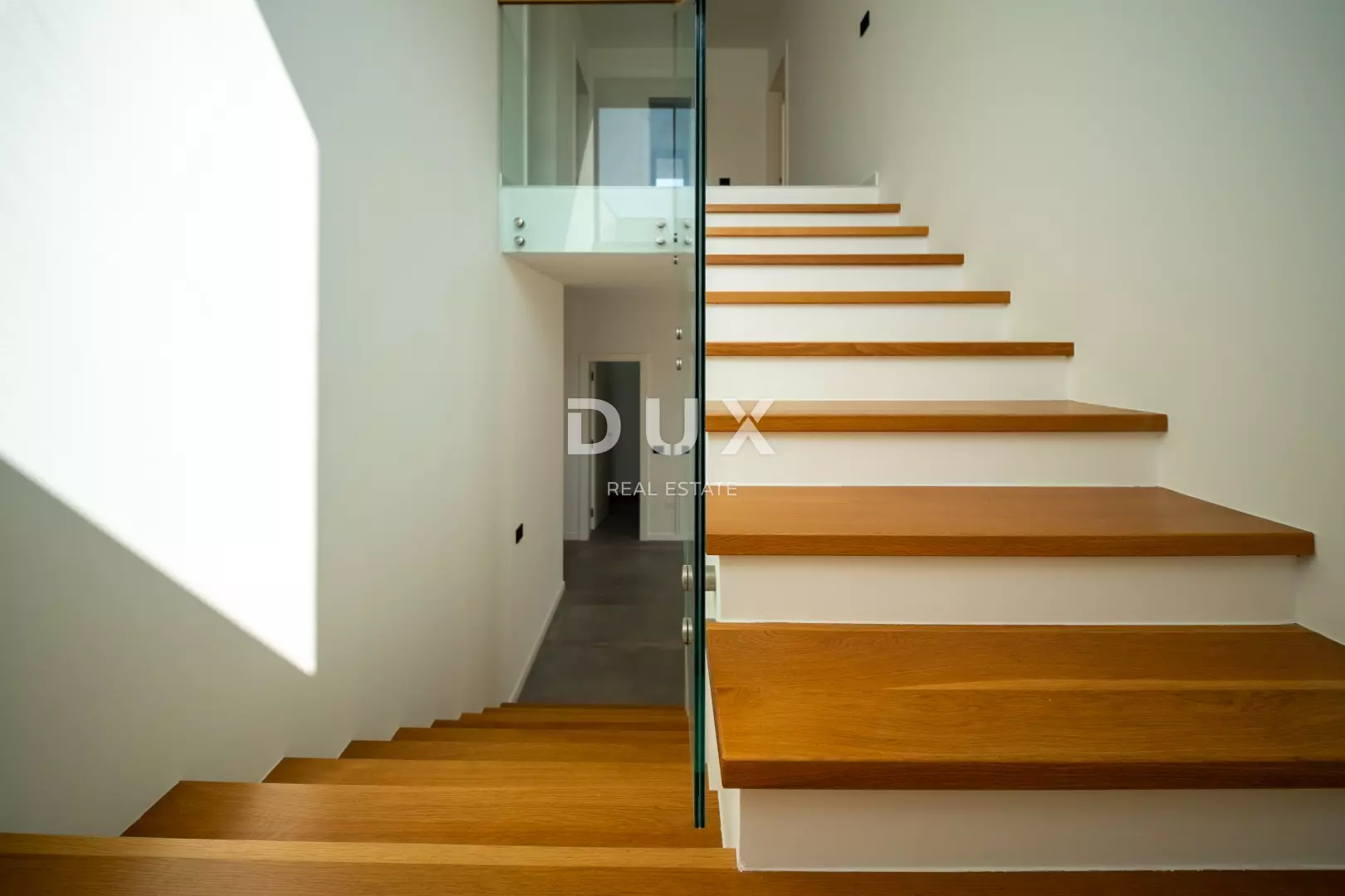 4-bedroom Villa In Poreč, Croatia (243 M²)