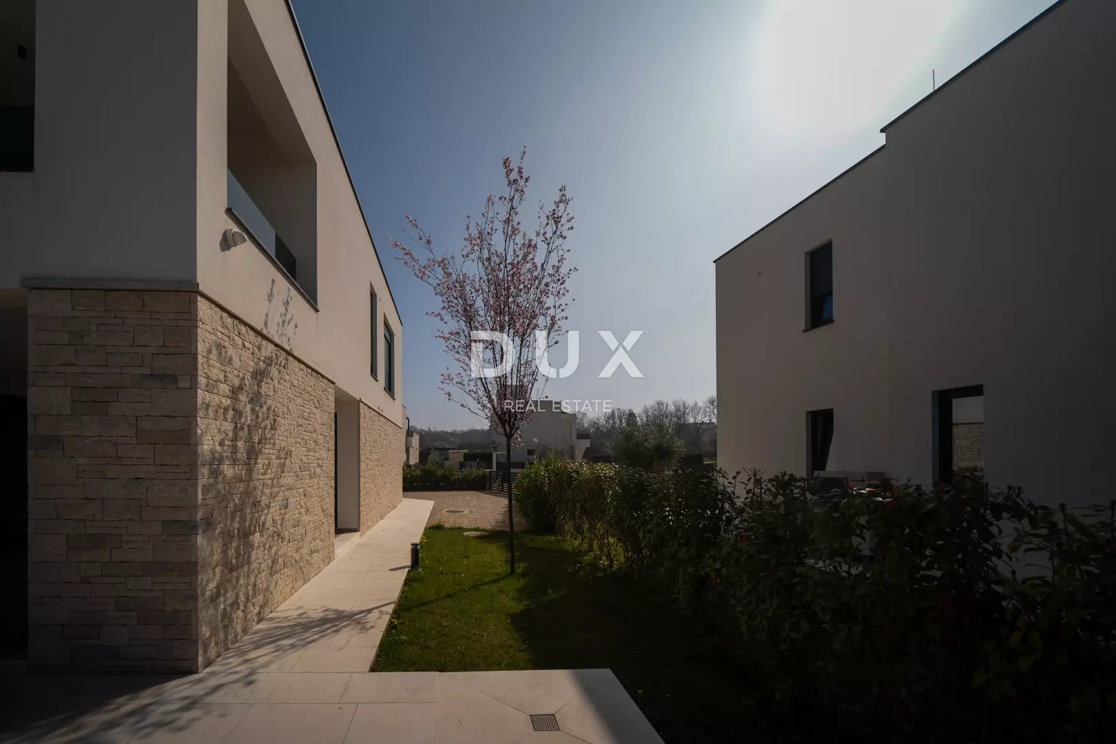 4-bedroom Villa In Poreč, Croatia (243 M²)