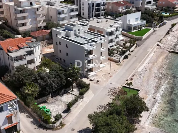 2-bedroom Apartment In Mandre, Croatia (69 M²)