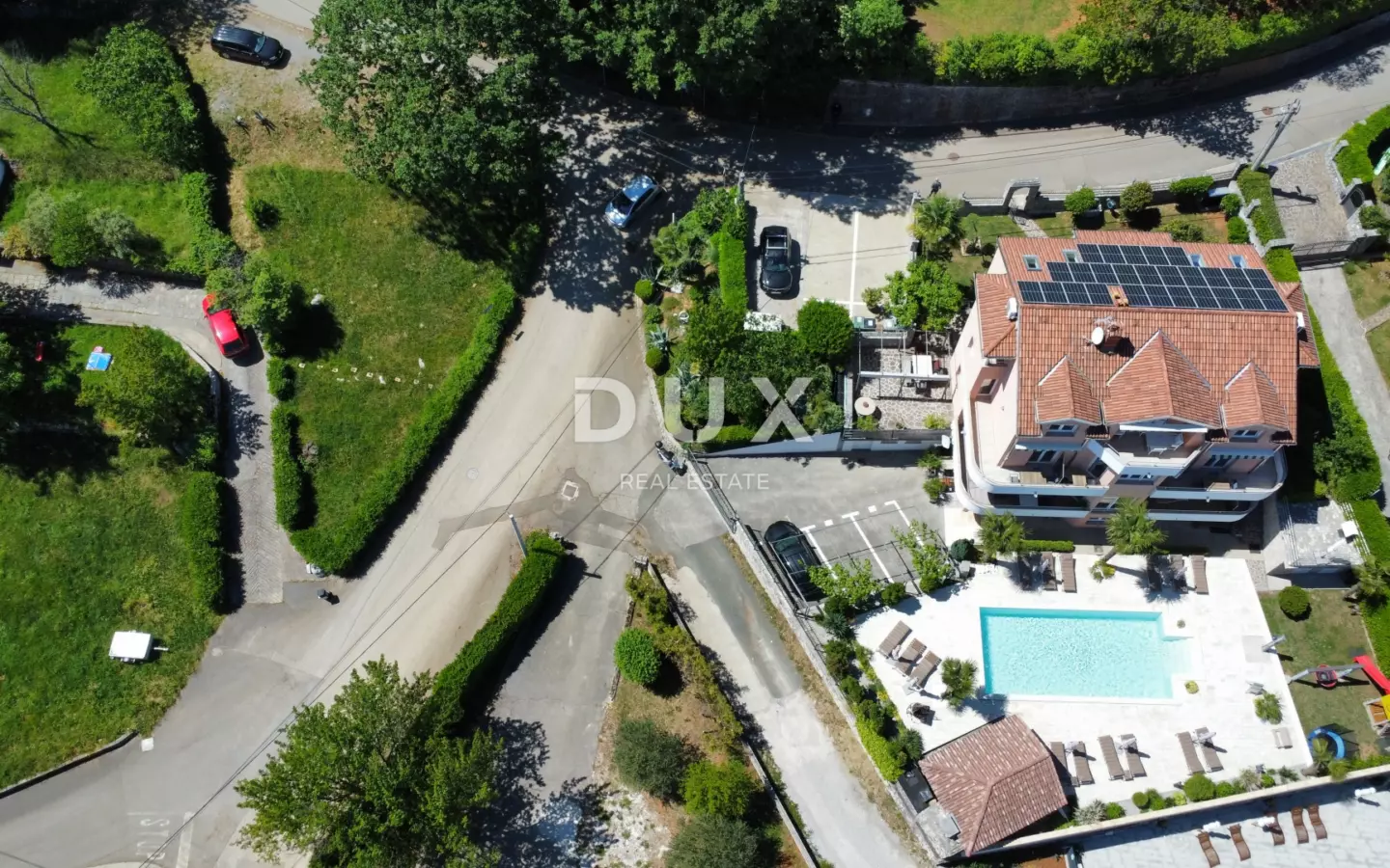 12-bedroom Villa In Oprić, Croatia (500 M²)
