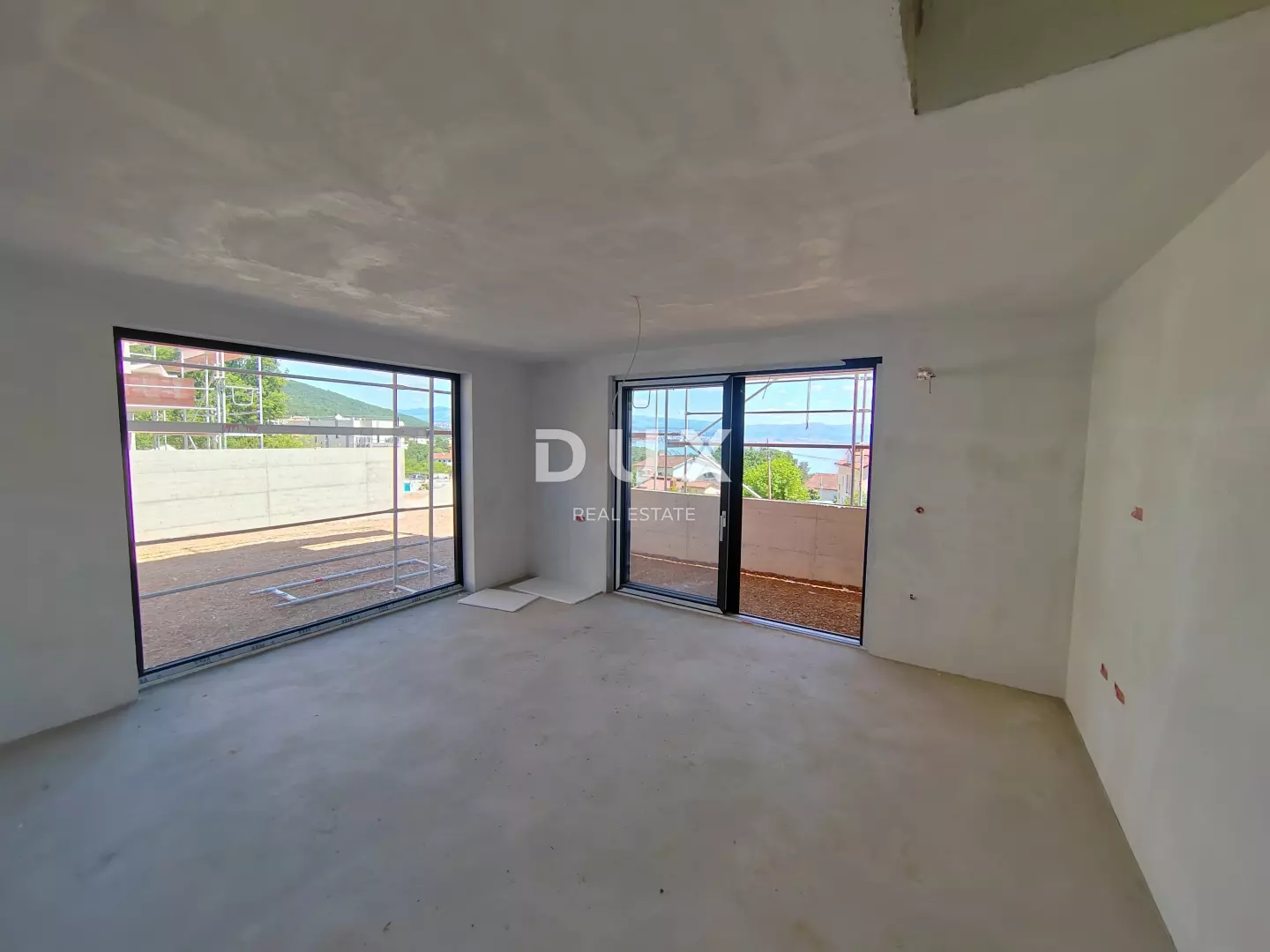 3-bedroom Apartment In Ika, Croatia (145,04 M²)
