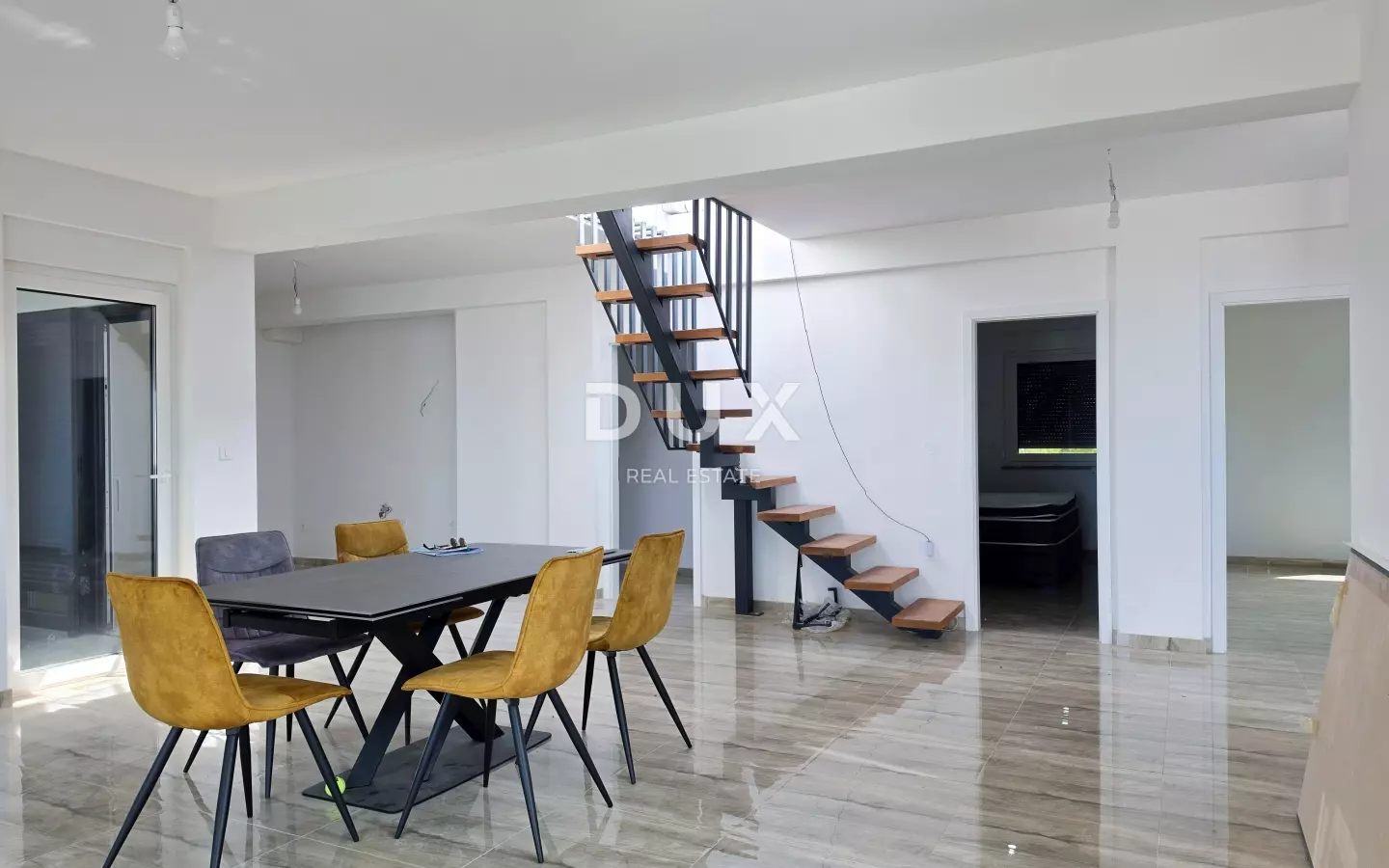 3-bedroom Apartment In Banjol, Croatia (170 M²)