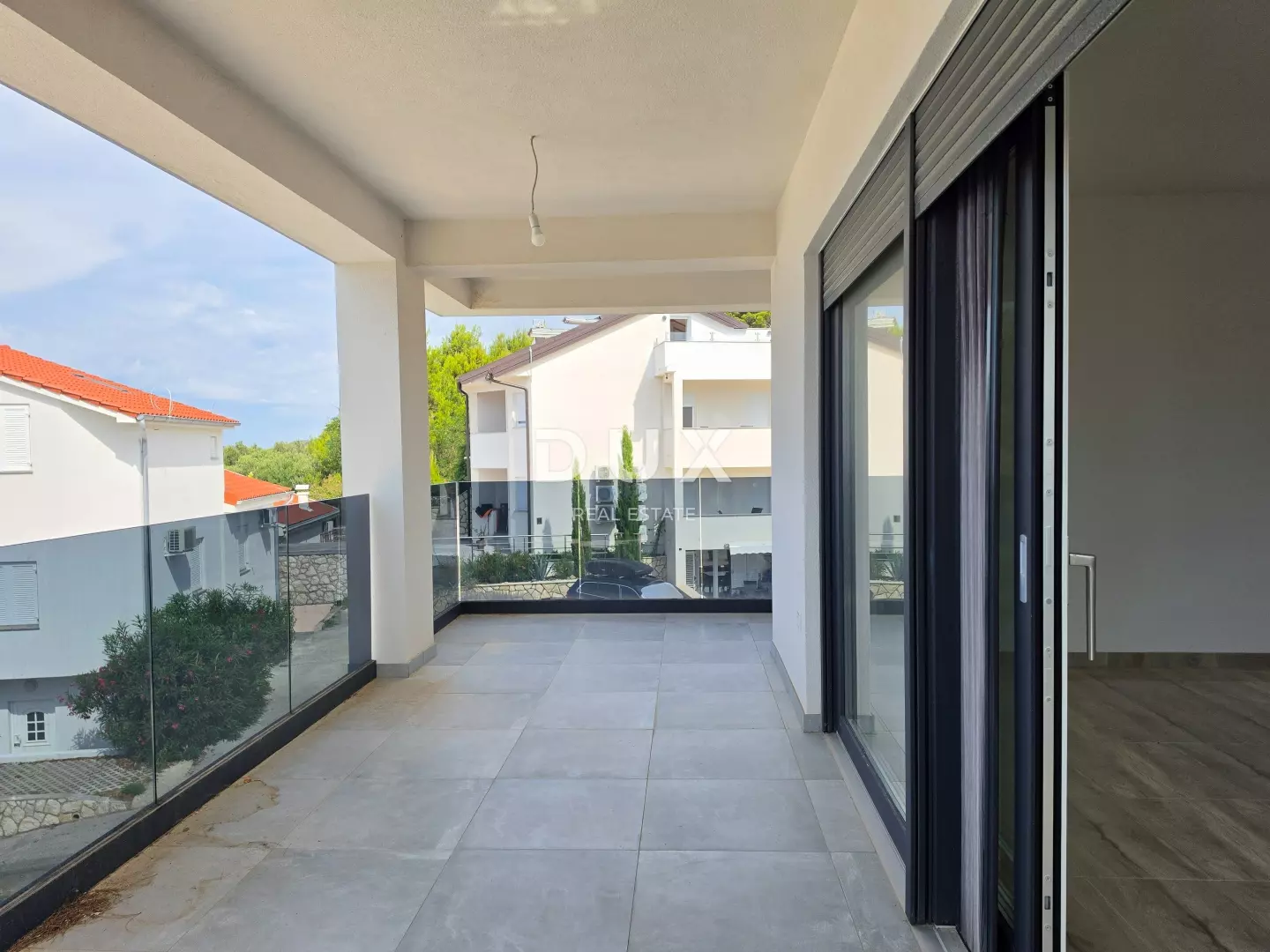 3-bedroom Apartment In Banjol, Croatia (170 M²)