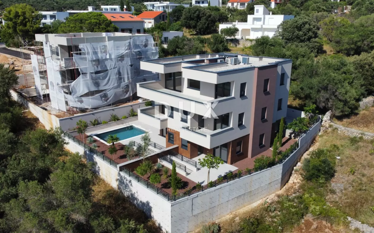 2-bedroom Apartment In Lun, Croatia (123 M²)