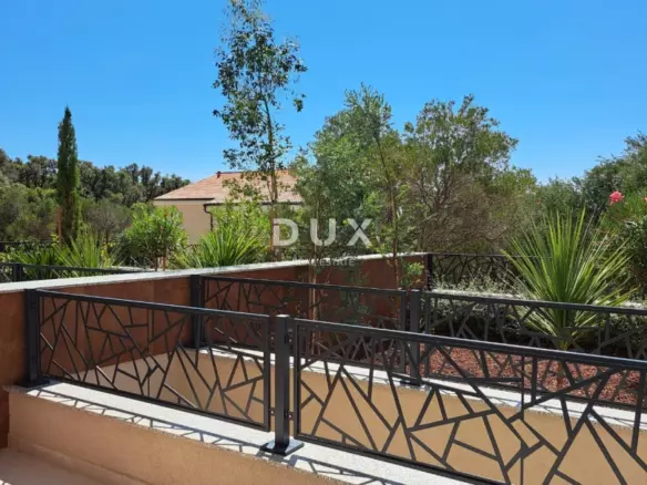 2-bedroom Apartment In Lun, Croatia (104 M²)
