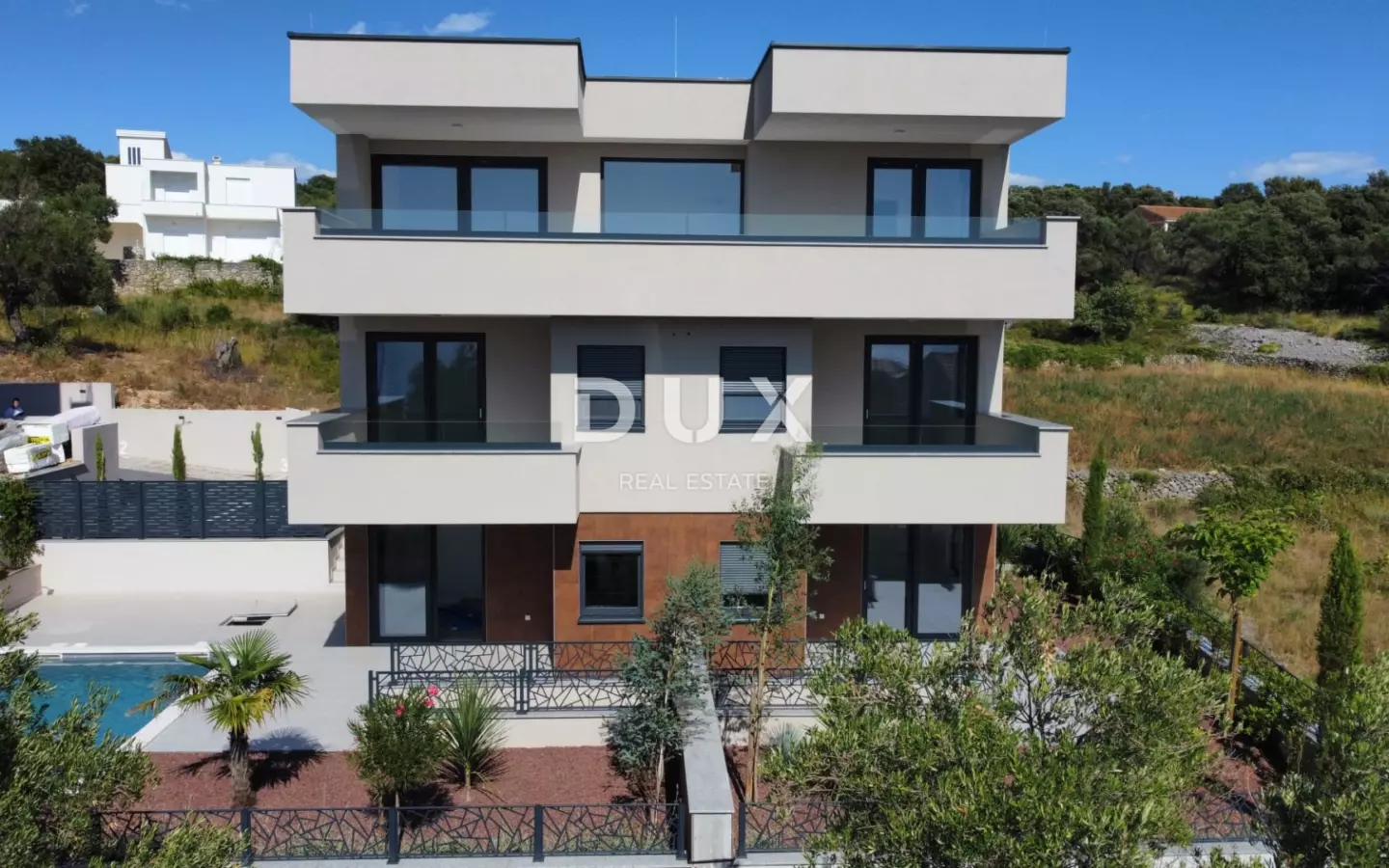 2-bedroom Apartment In Lun, Croatia (66 M²)