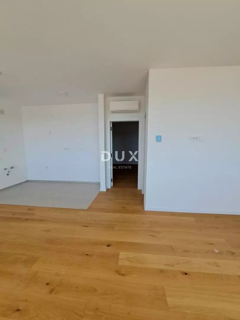 3-bedroom Apartment In Lun, Croatia (123 M²)