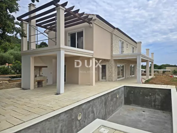 3-bedroom Detached House In Rabac, Croatia (273,34 M²)