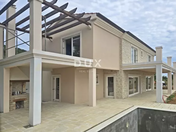 3-bedroom Detached House In Rabac, Croatia (273,34 M²)