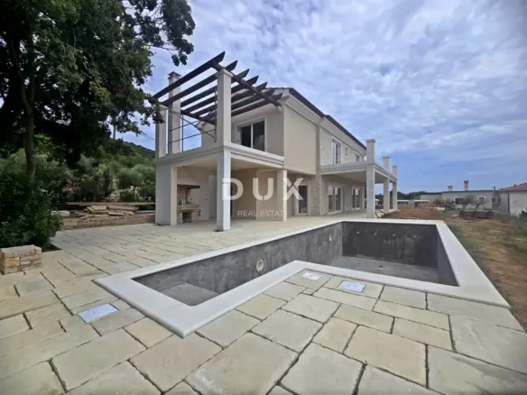 3-bedroom Detached House In Rabac, Croatia (273,34 M²)