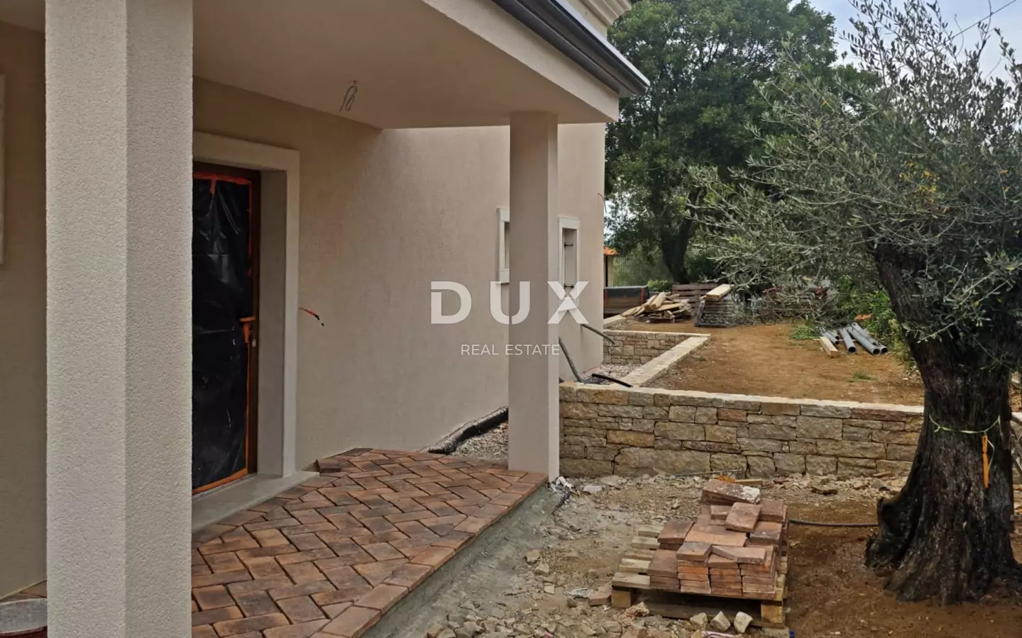 3-bedroom Detached House In Rabac, Croatia (273,34 M²)
