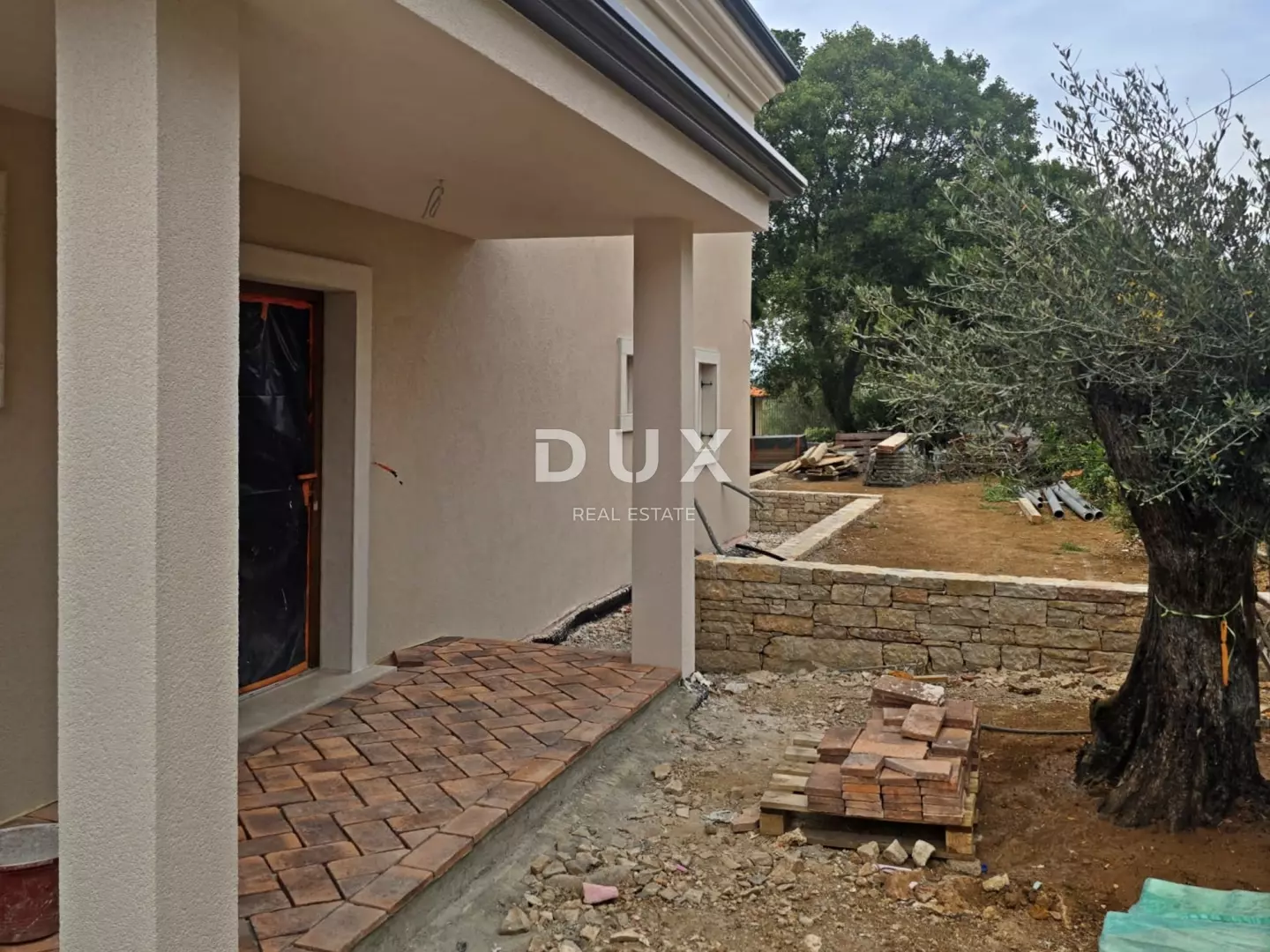 1788555301_croatia-istria-real-estate-for-sale-904-d10dc6 3-bedroom Detached House In Rabac, Croatia (273,34 M²)