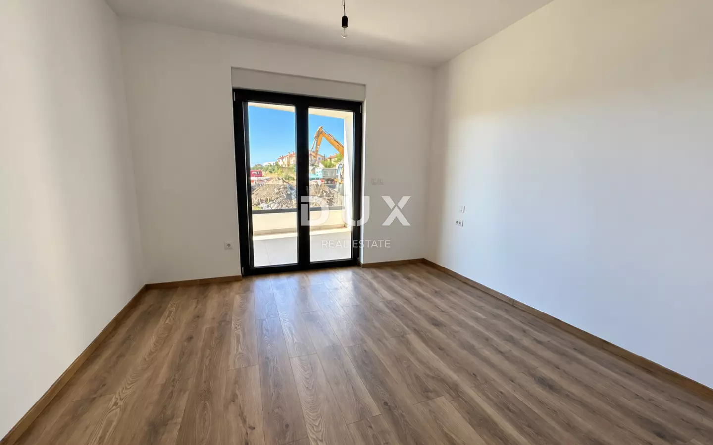 3-bedroom Apartment In Vodice, Croatia (171,38 M²)