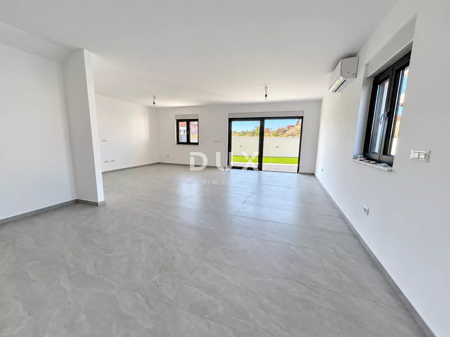 3-bedroom Apartment In Vodice, Croatia (171,38 M²)