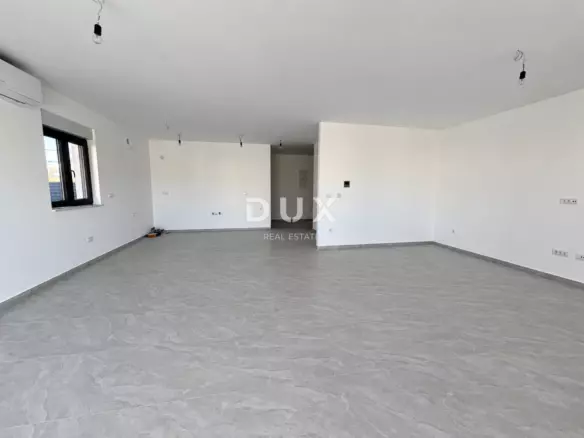 3-bedroom Apartment In Vodice, Croatia (171,38 M²)