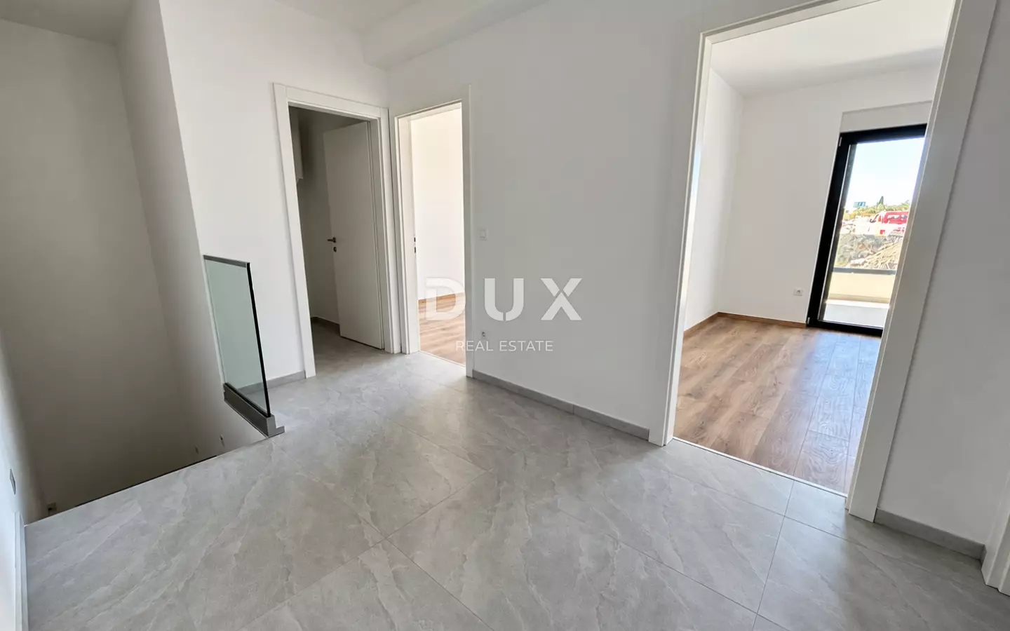 3-bedroom Apartment In Vodice, Croatia (171,38 M²)