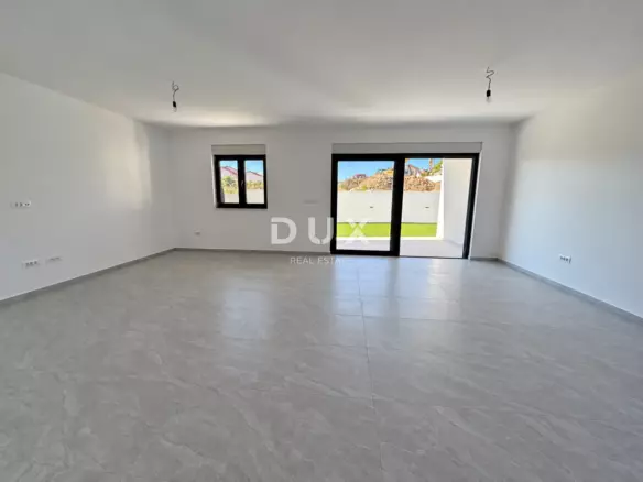 3-bedroom Apartment In Vodice, Croatia (171,38 M²)