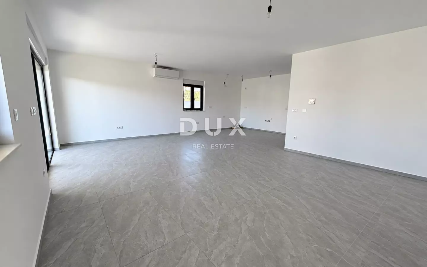 3-bedroom Apartment In Vodice, Croatia (171,38 M²)